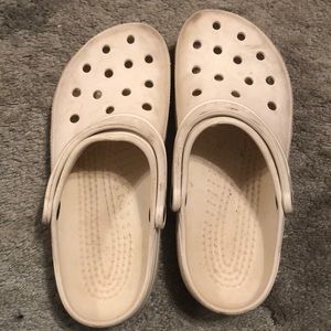 Women’s crocs